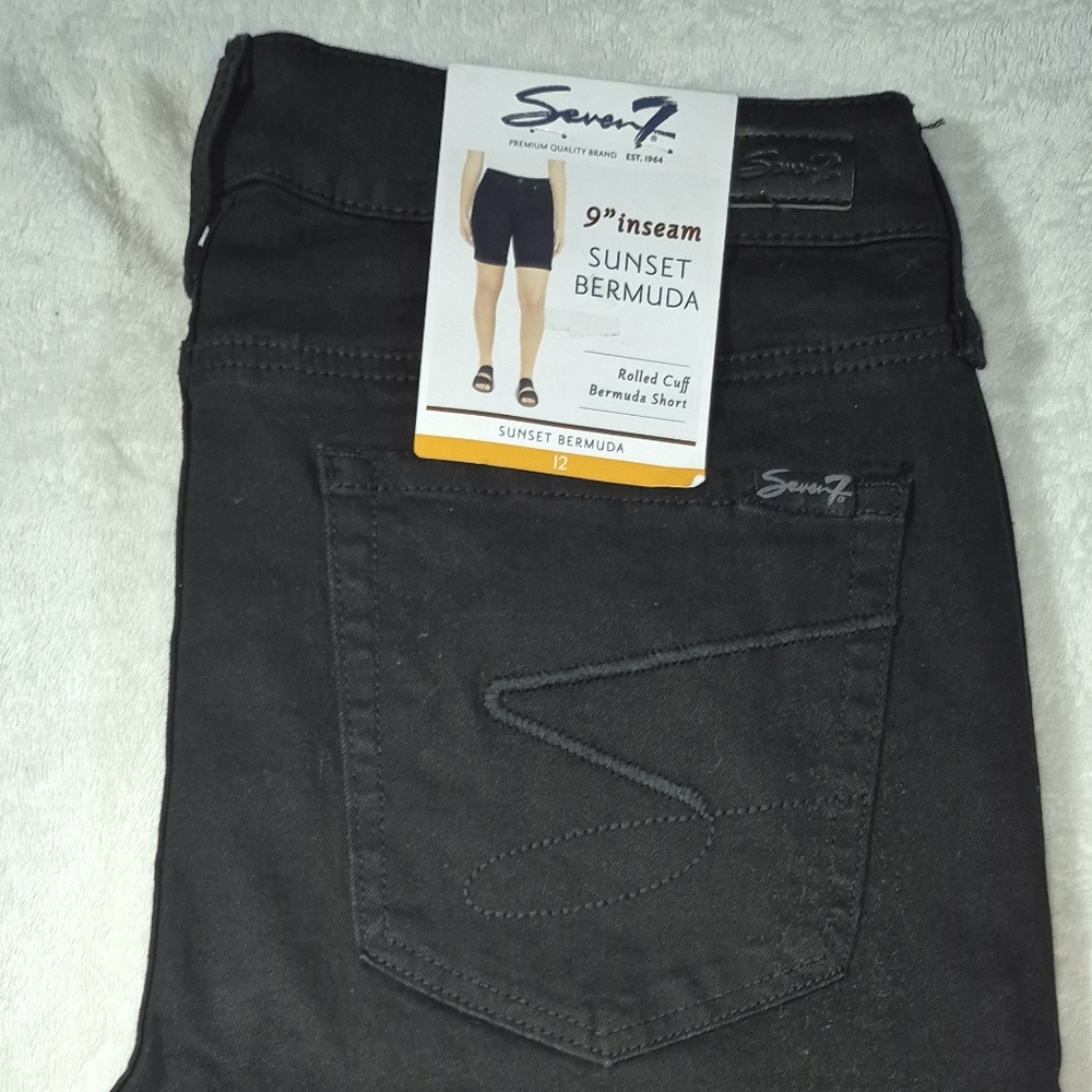 Seven7 Black Denim Shorts - Picture 2 of 7